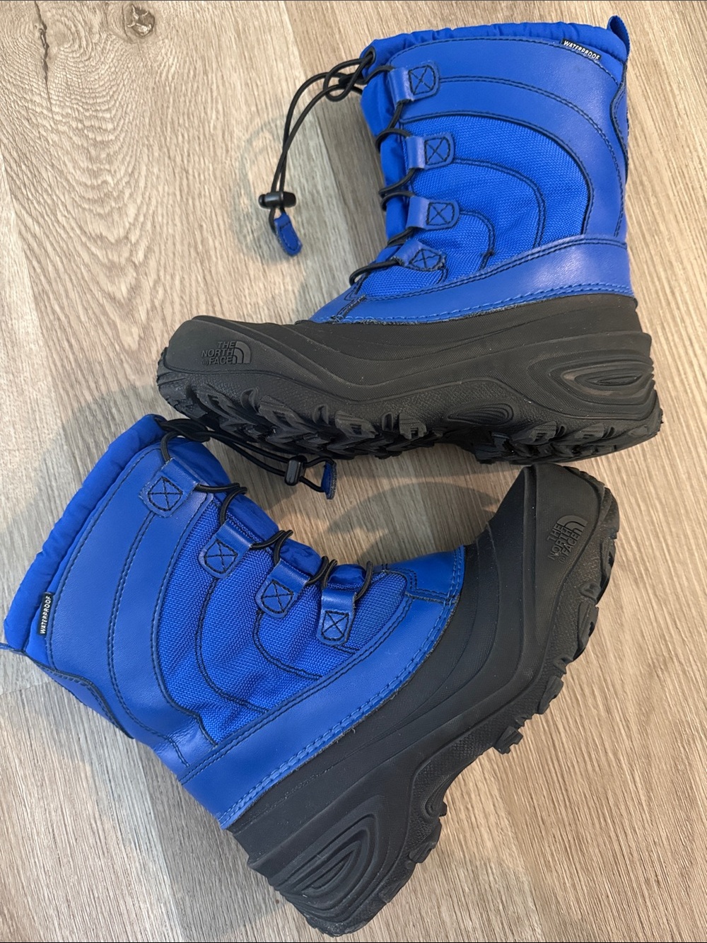 The North Face Kids Snow Boot size 3 Blue Black